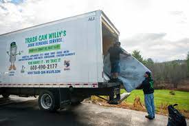 Best Retail Junk Removal  in Fort Thompson, SD